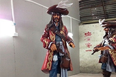 【影视人物】道德与节操备受质疑的船长，加勒比海盗杰克船长雕塑