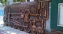 【地产建筑】英城街道办创意铁路火车造型浮雕壁画