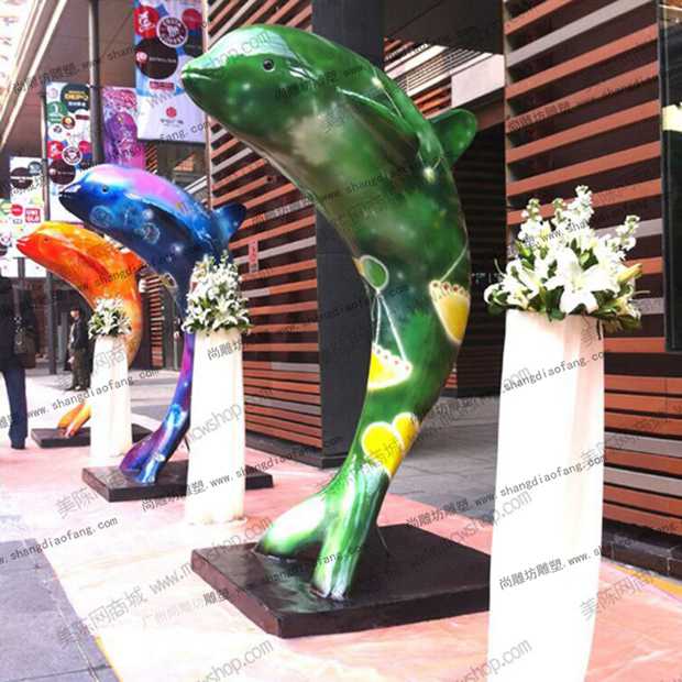 玻璃钢彩绘海豚雕塑3