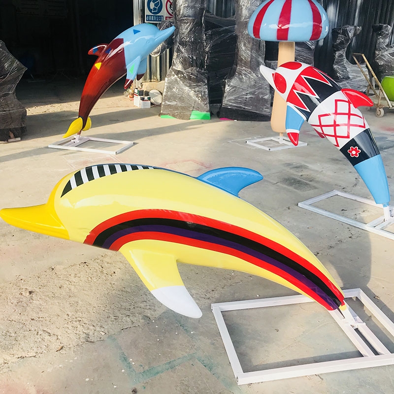 海洋动物雕塑   彩绘雕塑  海豚雕塑  广州玻璃钢厂家